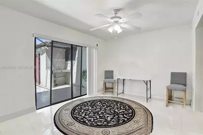 2999 Lakewood Ln, Hollywood, FL 33021 - Photo 4