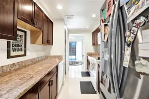 2999 Lakewood Ln, Hollywood, FL 33021 - Photo 48
