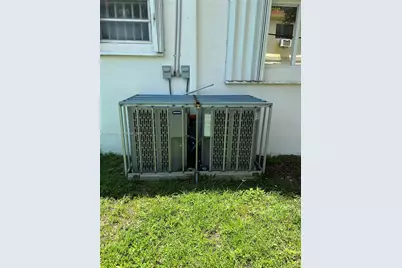 5517 NW 1st Pl, Miami, FL 33127 - Photo 16