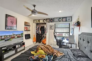 3003 Lakewood Ln, Hollywood, FL 33021 - Photo 40