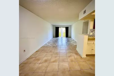 3700 NW 21st St #109, Lauderdale Lakes, FL 33311 - Photo 2