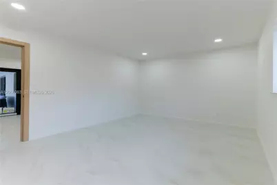 2415 NE 35th Dr, Fort Lauderdale, FL 33308 - Photo 22