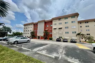 5300 Washington St, Hollywood, FL 33021 - Photo 2
