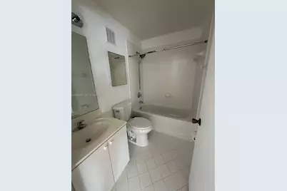 2920 SE 12th Rd #203-30, Homestead, FL 33035 - Photo 6