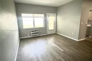 710 Meridian Ave, Miami Beach, FL 33139 - Photo 6