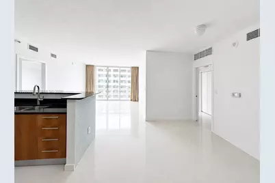 335 S Biscayne Blvd #3408, Miami, FL 33131 - Photo 4