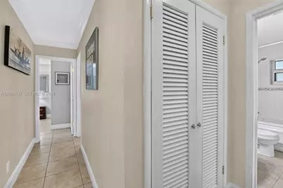801 Ixora Ln, Plantation, FL 33317 - Photo 24
