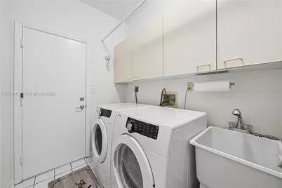 7605 SW 147th St, Palmetto Bay, FL 33158 - Photo 20