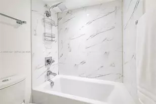 6917 Collins Ave, Miami Beach, FL 33141 - Photo 18