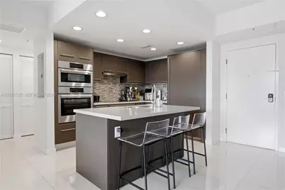 7825 NW 107th Ave #710, Doral, FL 33178 - Photo 2