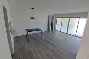 7713 SW 88th St, Miami, FL 33143 - Photo 4