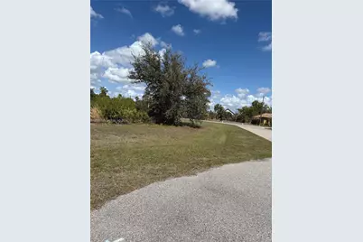 17425 Edgewater Dr, Port Charlotte, FL 33948 - Photo 6