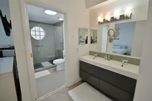 10026 Hammocks Blvd, Miami, FL 33196 - Photo 48
