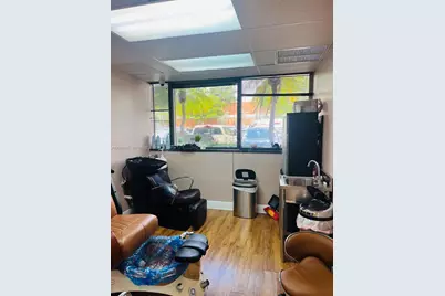 10651 SW 88th St, Miami, FL 33176 - Photo 6
