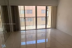8893 Fontainebleau Blvd, Miami, FL 33172 - Photo 10