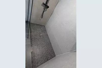 1155 Brickell Bay Dr #910, Miami, FL 33131 - Photo 20