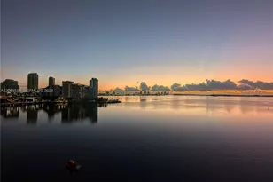 1155 Brickell Bay Dr, Miami, FL 33131 - Photo 2