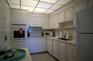 3901 S Ocean Dr, Hollywood, FL 33019 - Photo 6