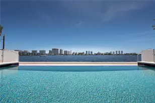 17301 Biscayne Blvd, North Miami Beach, FL 33160 - Photo 20
