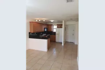 8425 NW 8th St #104, Miami, FL 33126 - Photo 6