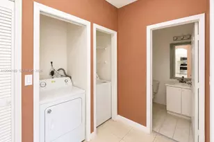 2811 SE 17th Ave, Homestead, FL 33035 - Photo 2