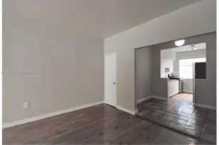 948 Meridian Ave, Miami Beach, FL 33139 - Photo 2