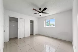 9103 SW 38th St, Miami, FL 33165 - Photo 14