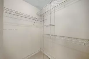 9405 Fontainebleau Blvd, Miami, FL 33172 - Photo 20