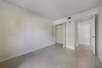9405 Fontainebleau Blvd #112, Miami, FL 33172 - Photo 16