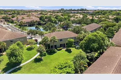 12135 SW 3rd St, Pembroke Pines, FL 33025 - Photo 44