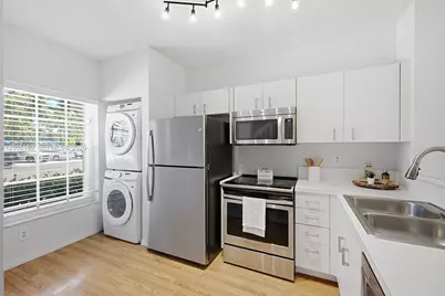 12135 SW 3rd St, Pembroke Pines, FL 33025 - Photo 2