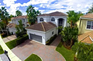 1675 NE 196th St, Miami, FL 33179 - Photo 2