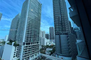 1080 Brickell Ave, Miami, FL 33131 - Photo 10