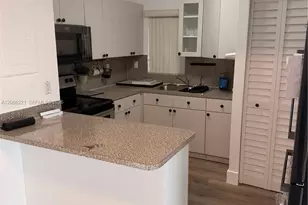 840 NW 87th Ave, Miami, FL 33172 - Photo 2