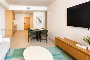 11 NE 6th St, Miami, FL 33132 - Photo 10