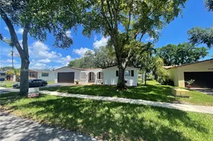 9301 SW 54th St, Cooper City, FL 33328 - Photo 10