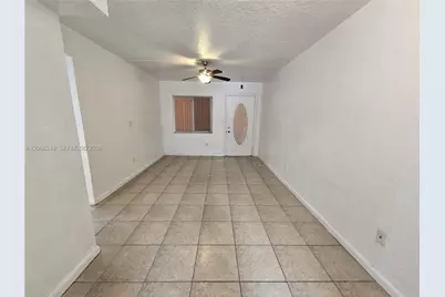 2330 NW 11th St #15, Miami, FL 33125 - Photo 2