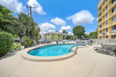 2400 NE 9th St #201, Fort Lauderdale, FL 33304 - Photo 10