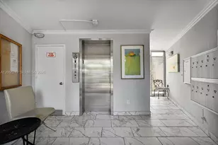 2400 NE 9th St, Fort Lauderdale, FL 33304 - Photo 28