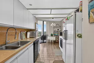 4000 Towerside Terrace, Miami, FL 33138 - Photo 10