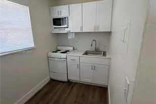 3669 Thomas Ave, Miami, FL 33133 - Photo 2