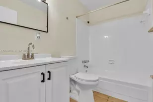18947 NW 45th Ave, Miami Gardens, FL 33055 - Photo 20