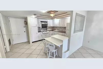 18041 Biscayne Blvd #203, Aventura, FL 33160 - Photo 4