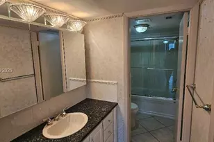 18041 Biscayne Blvd, Aventura, FL 33160 - Photo 10
