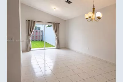 12706 SW 145th St, Miami, FL 33186 - Photo 4