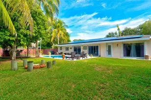 8340 SW 163rd St, Palmetto Bay, FL 33157 - Photo 8