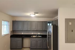 14084 NE 2nd Ave, Miami, FL 33161 - Photo 2