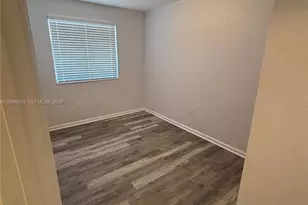 14084 NE 2nd Ave, Miami, FL 33161 - Photo 16