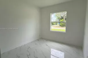 723 Epps Brown St E, Other City - In The State Of Florida, FL 33974 - Photo 20