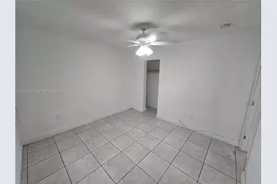 535 NW 7th St #3, Miami, FL 33136 - Photo 12